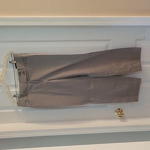 Ann Taylor grey signature cropped leg 6